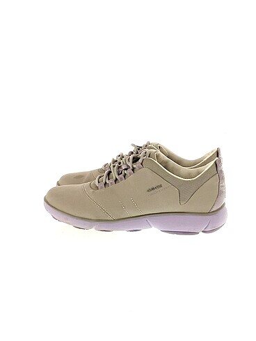 Geox Spor Ayakkabı %70 İndirimli.