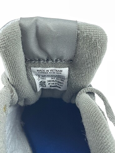 35 Beden gri Renk Reebok Spor Ayakkabı %70 İndirimli.