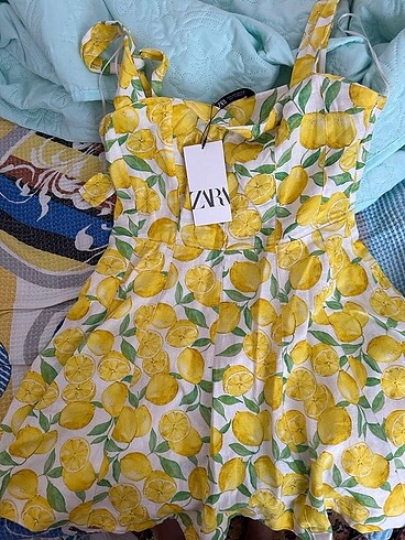 Etiketli zara limon elbise