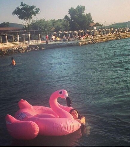 Penti Mega en büyük boy flamingo deniz şişme yatak