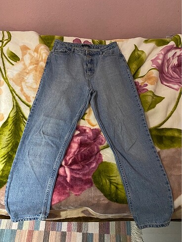 Straight fit jean