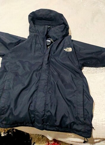 s/m Beden siyah Renk s beden the north face yağmurluk 450 tl