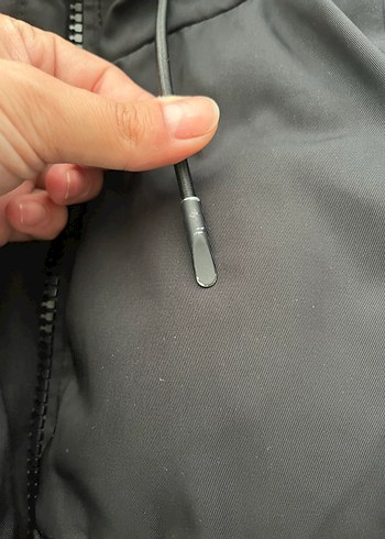 s Beden Pull & Bear Siyah Kapüşonlu Şişme Mont