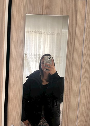 Pull and Bear Pull & Bear Siyah Kapüşonlu Şişme Mont