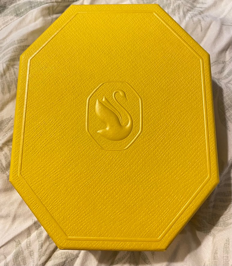 Swarovski kutu — görsel 2/2