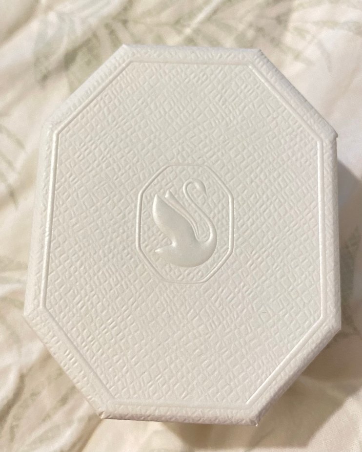 Swarovski kutu — görsel 2/2