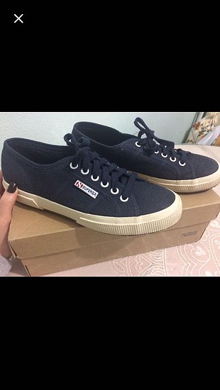 Superga model kadın ayakkabısı