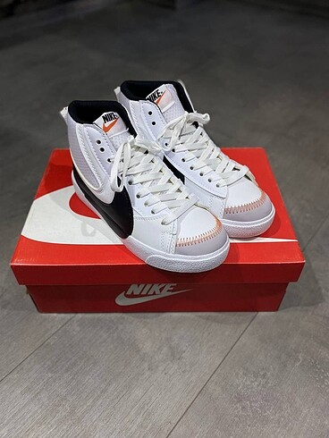 Nike Nike Blazer Jumbo