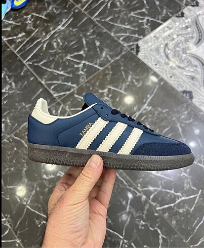 Adidas samba