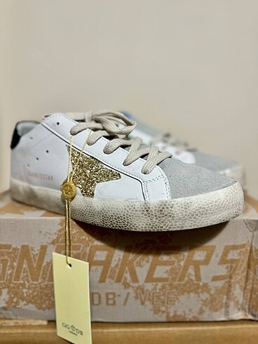 Golden Goose Deluxe Golden goose deluxe