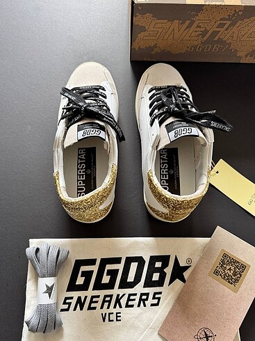 40 Beden Golden goose deluxe sneaker