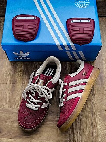 Adidas Adidas bad bunny X gazelle