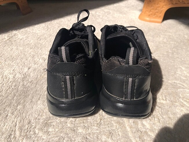 37,5 Beden Skechers orj