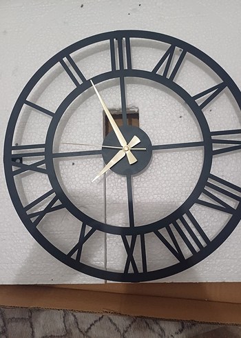 Diğer Diger Siyah Metal Duvar Saati