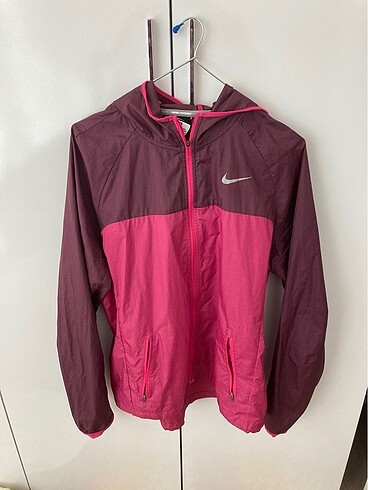 Nike paraşüt ceket yağmurluk