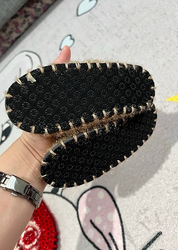 Bej Nakışlı Örgü çocuk patik - Görsel 2