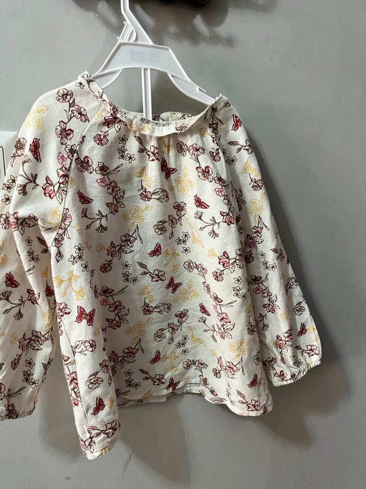 Beyaz Çiçek Desenli Kız Çocuk Bluz - Görsel 2