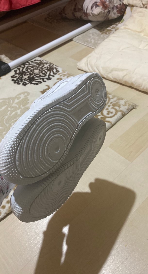 Beyaz Spor Ayakkabı - Görsel 3