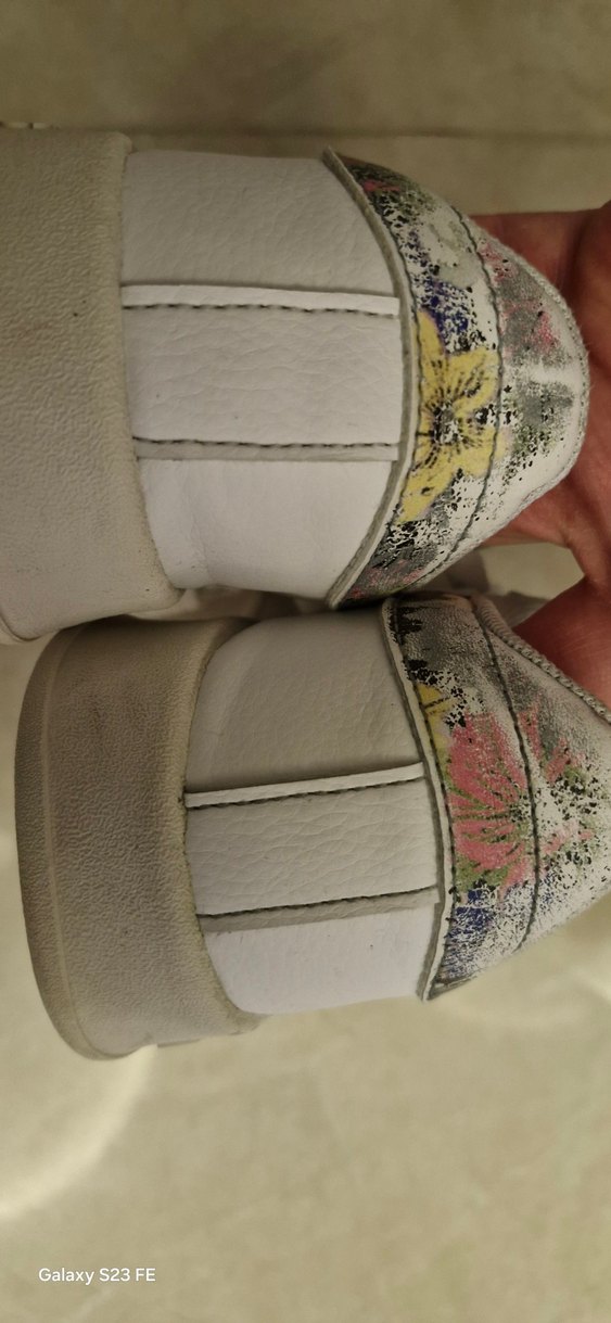 Beyaz Adidas Spor Ayakkabı Velcro Bantlı - Görsel 4