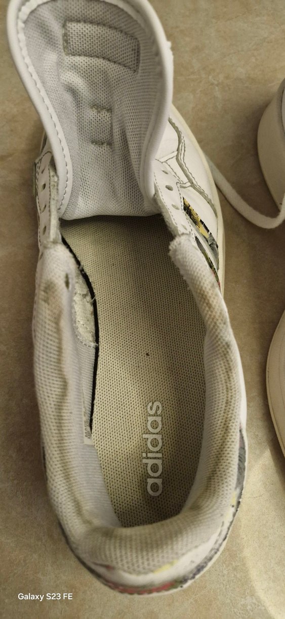 Beyaz Adidas Spor Ayakkabı Velcro Bantlı - Görsel 3