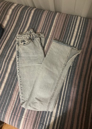 Gri Batik Desenli Yırtmaçlı Kadın Kot Pantolon - Görsel 5