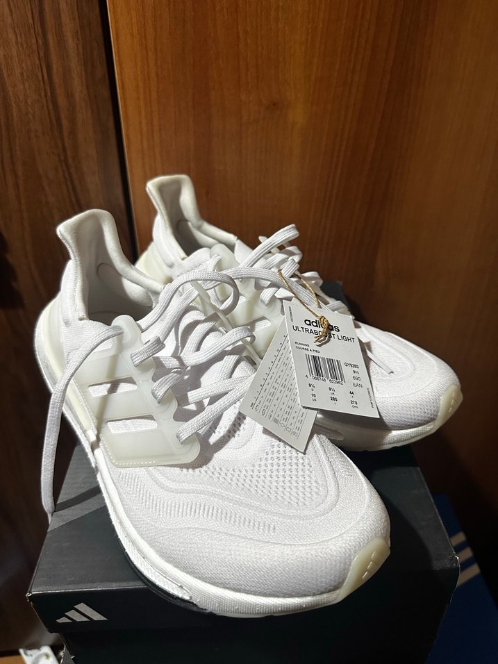 adidas Ultraboost Light 44 Size Koşu - Görsel 3