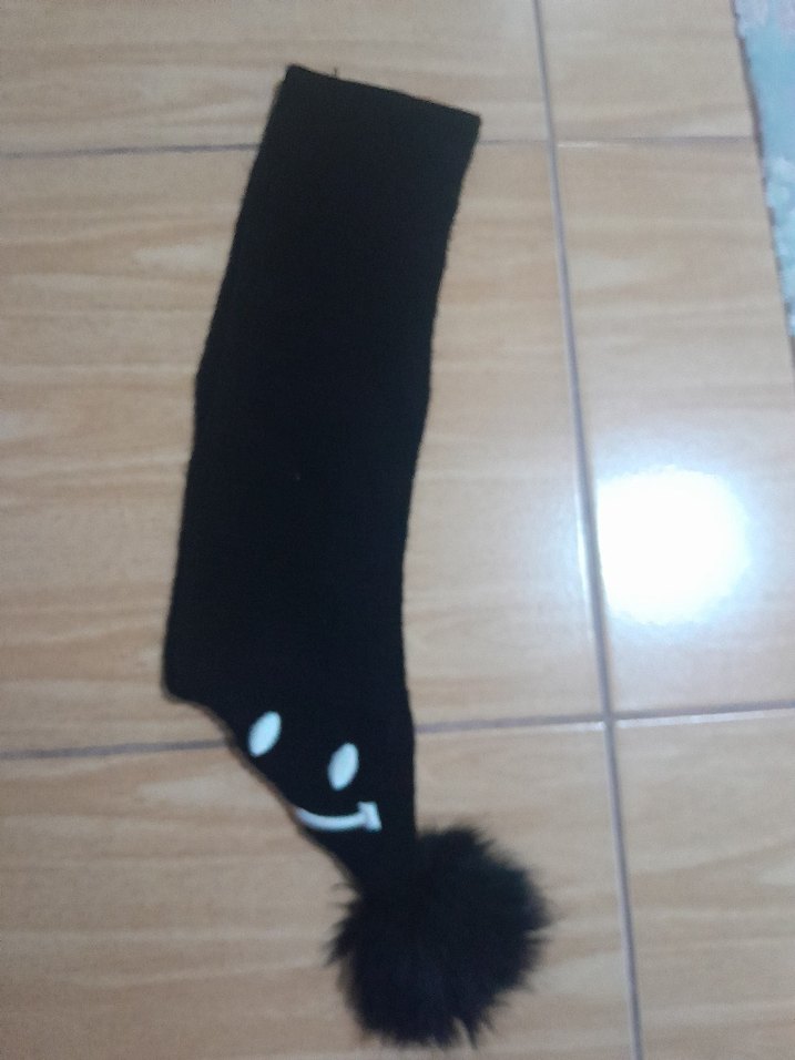 Siyah Gülümseme Nakışlı Ponponlu Bere takımı - Görsel 3