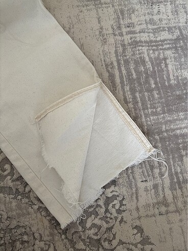 40 Beden Zara krem pantolon