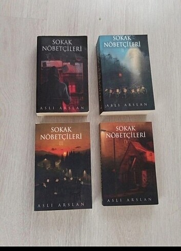 Sokak nöbetcileri set