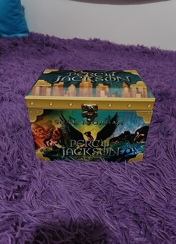 PERCY JACKSON 10. Yıl özel kutulu set