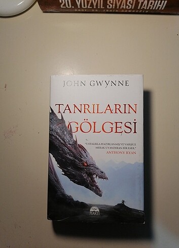 Tanrıların gölgesi
