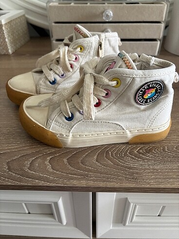 Zara ZARA ORİJİNAL ÇOCUK SPOR AYAKKABI