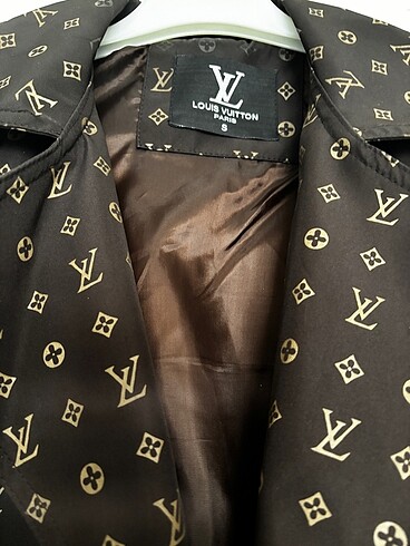 s Beden kahverengi Renk LOUIS VUITTON LV İTHAL TRENÇKOT
