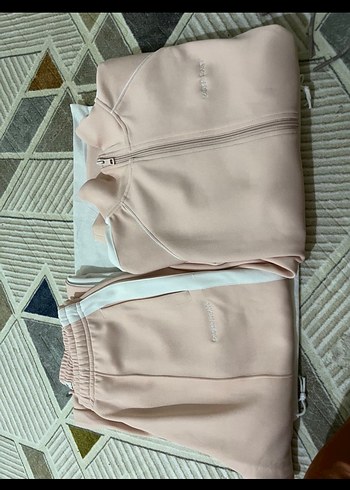 Pembe Guess Kadın Eşofman Takımı - Görsel 2