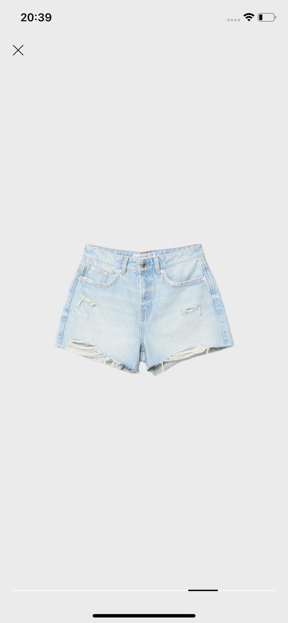 Stradivarius Denim D72 Ve Taşlı Siyah Denim Şort - Görsel 2