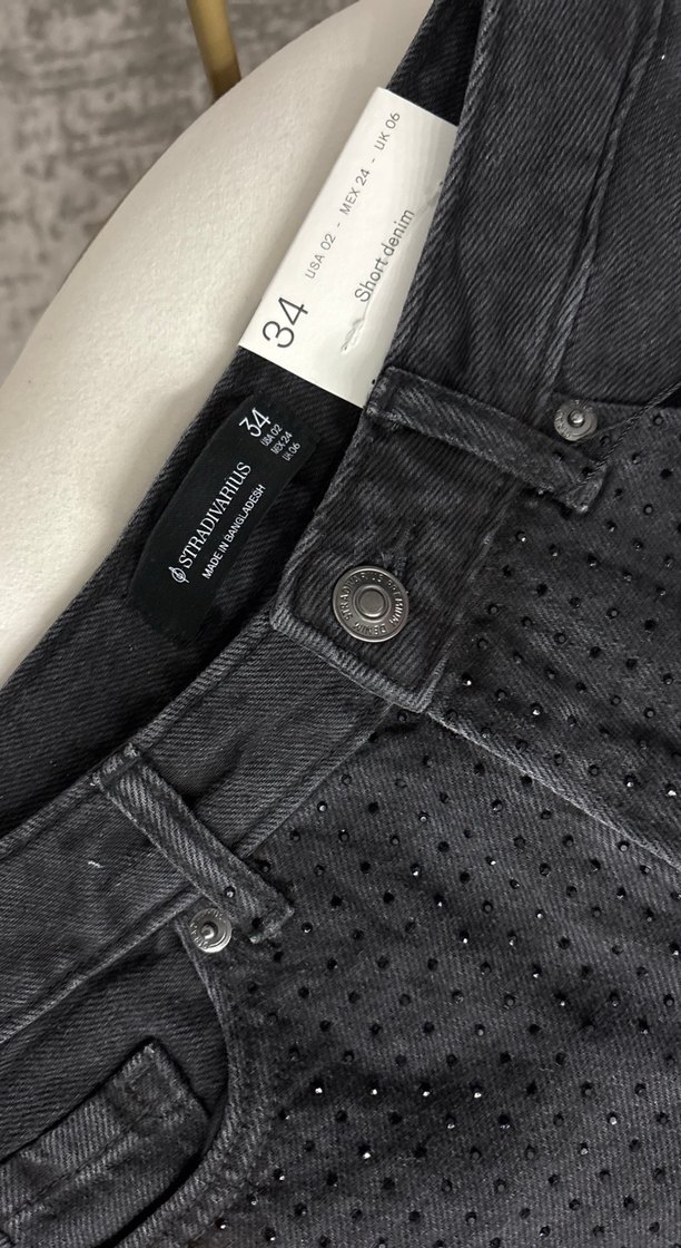 stradivarius taşlı denim&kot şort - Görsel 4