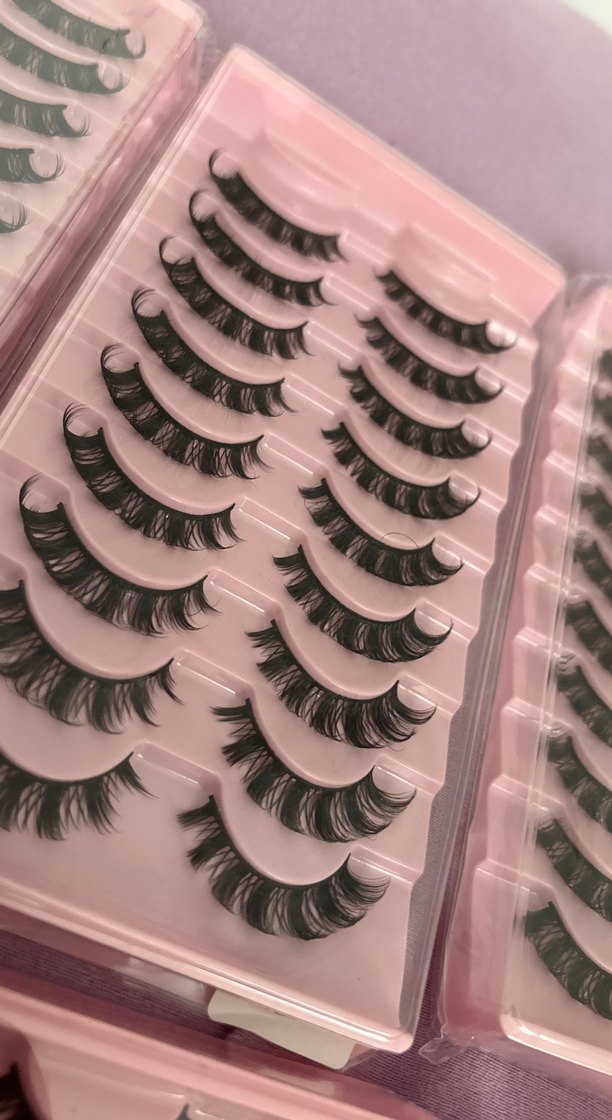 Latina & Anime Takma Kirpik Seti - Görsel 4