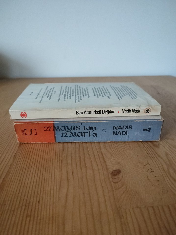 Nadir Nadi 2 Kitap Seti - Görsel 5