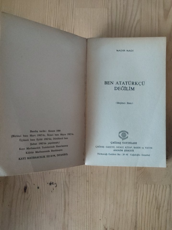 Nadir Nadi 2 Kitap Seti - Görsel 3