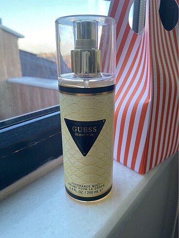 Guess vucut spreyi