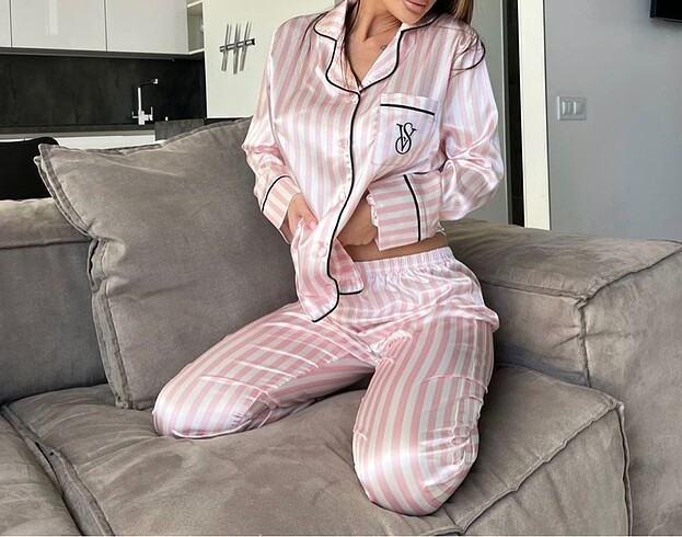 Victoria?s secret pijama takımı