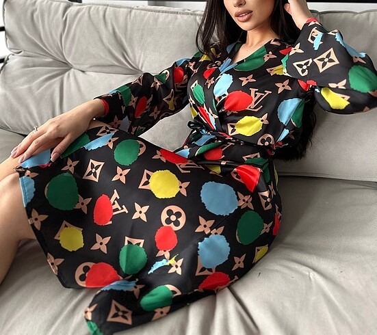 Louis Vuitton Louis Vuitton saten sabahlık