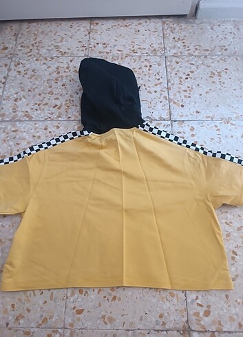 H&M H&M crop sweatshirt