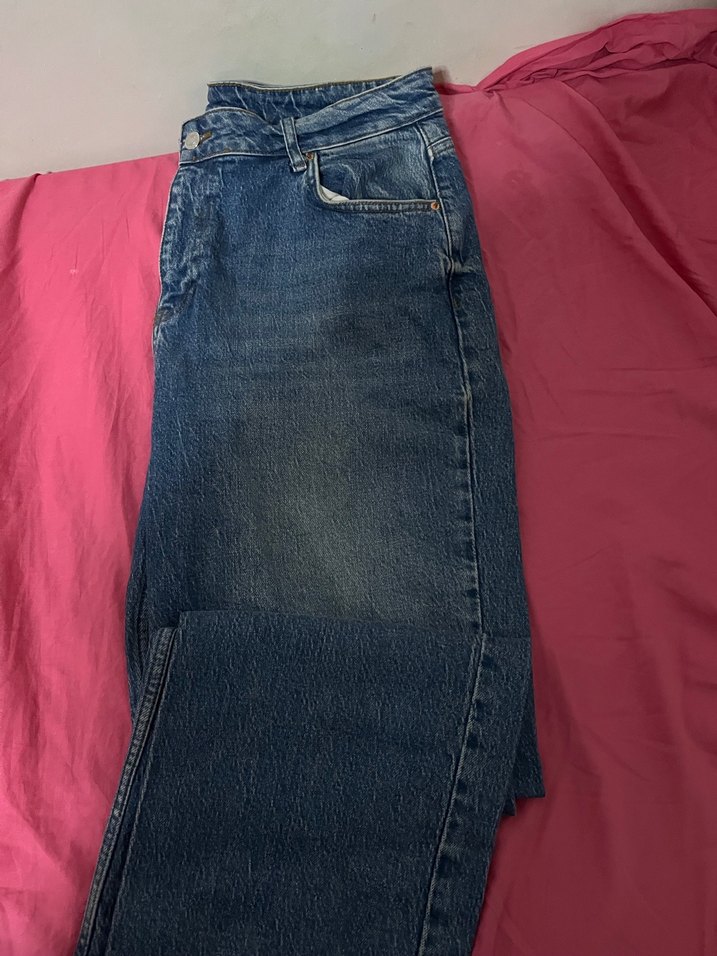 mavi hafıf eskıtme detaylı jean - Görsel 3