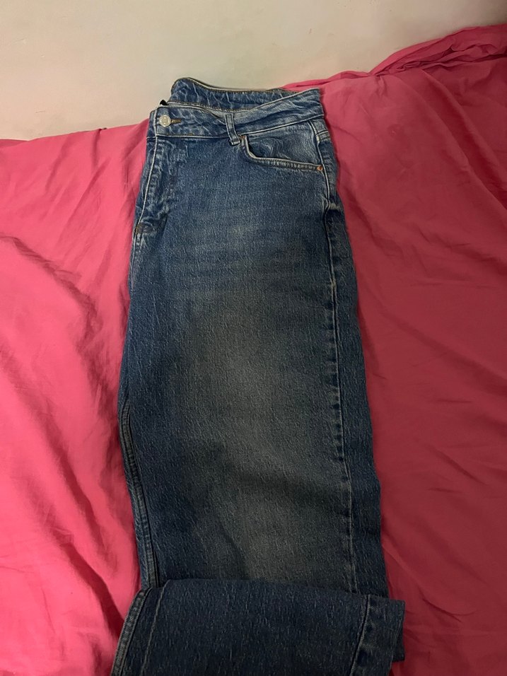 mavi hafıf eskıtme detaylı jean - Görsel 2