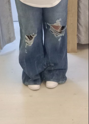 yırtık jean - Görsel 2