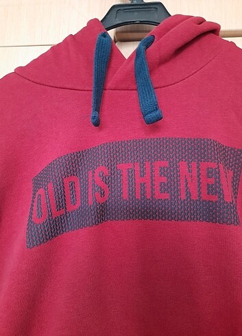 Kırmızı Sweatshirt