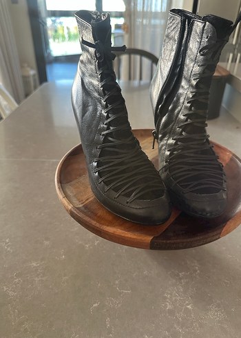 Siyah Deri Goth Stiletto Topuklu Bot - Görsel 3