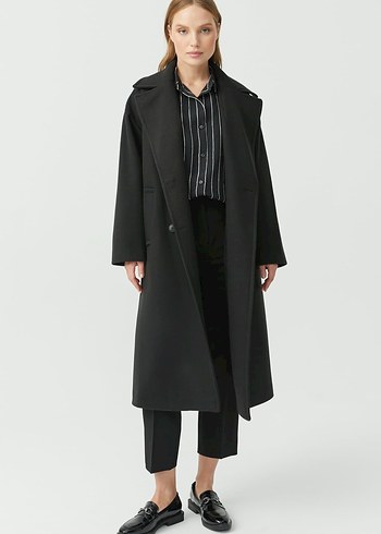Siyah Uzun Düğmeli Kaban - Görsel 3
