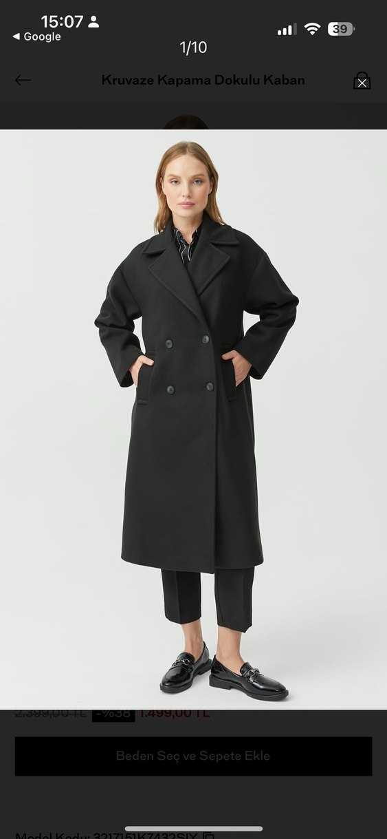 Siyah Uzun Düğmeli Kaban - Görsel 2